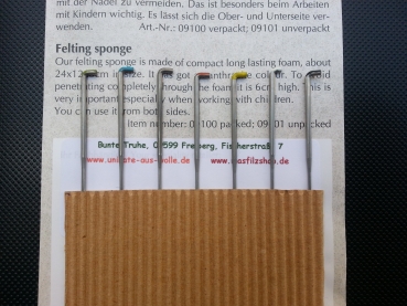 Filznadelset aus 8 verschiedenen Nadeln mit Info-Flyer