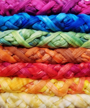 Kammzug Wolle-Seide, Floating Colour "Rotglut", 50g