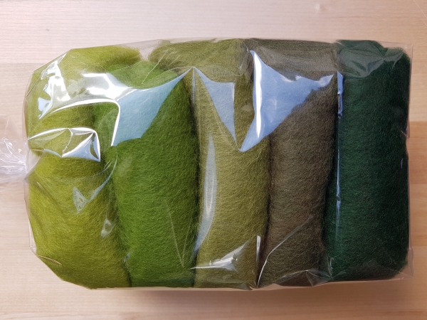 Merinowolle im Vlies, Farbzusammenstellung "Grüntöne" 100g