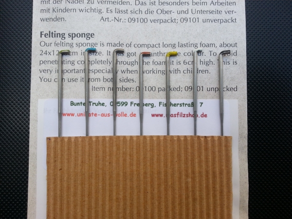Nadelfilzunterlage und Filznadelset mit Infoflyer