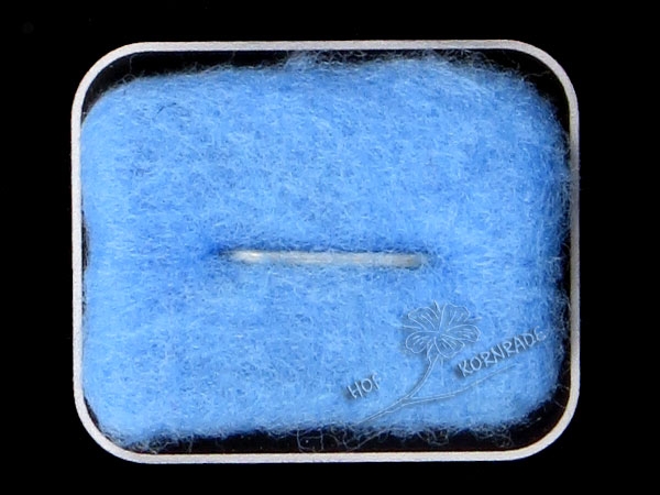 Merinowolle im Vlies, Farbe "Himmelblau" 50g