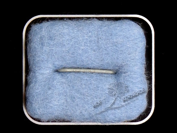 Merinowolle im Vlies, Farbe "Augenblau" 50g