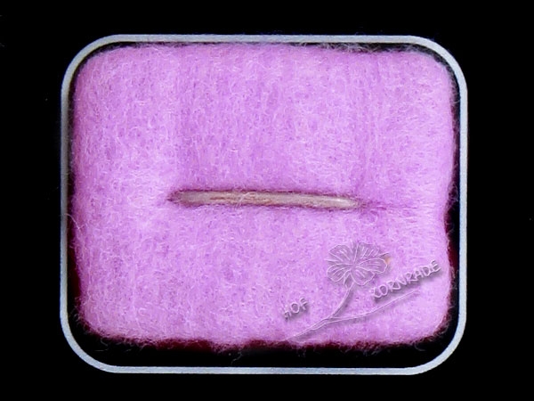 Merinowolle im Vlies, Farbe "Flieder" 50g